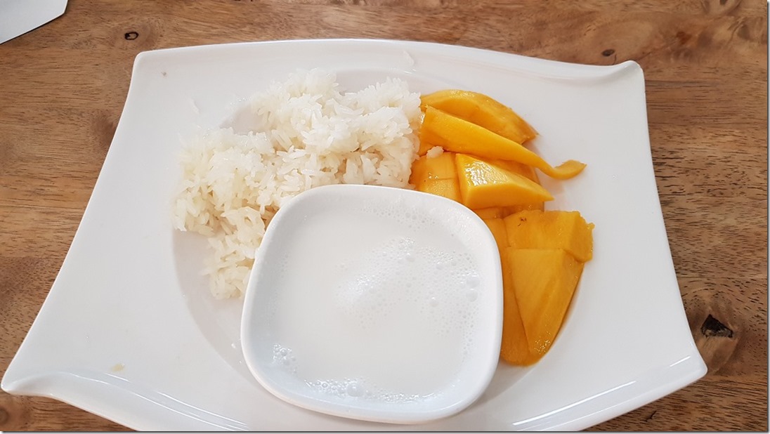 Sticky rice mango 5701 yummmmmy