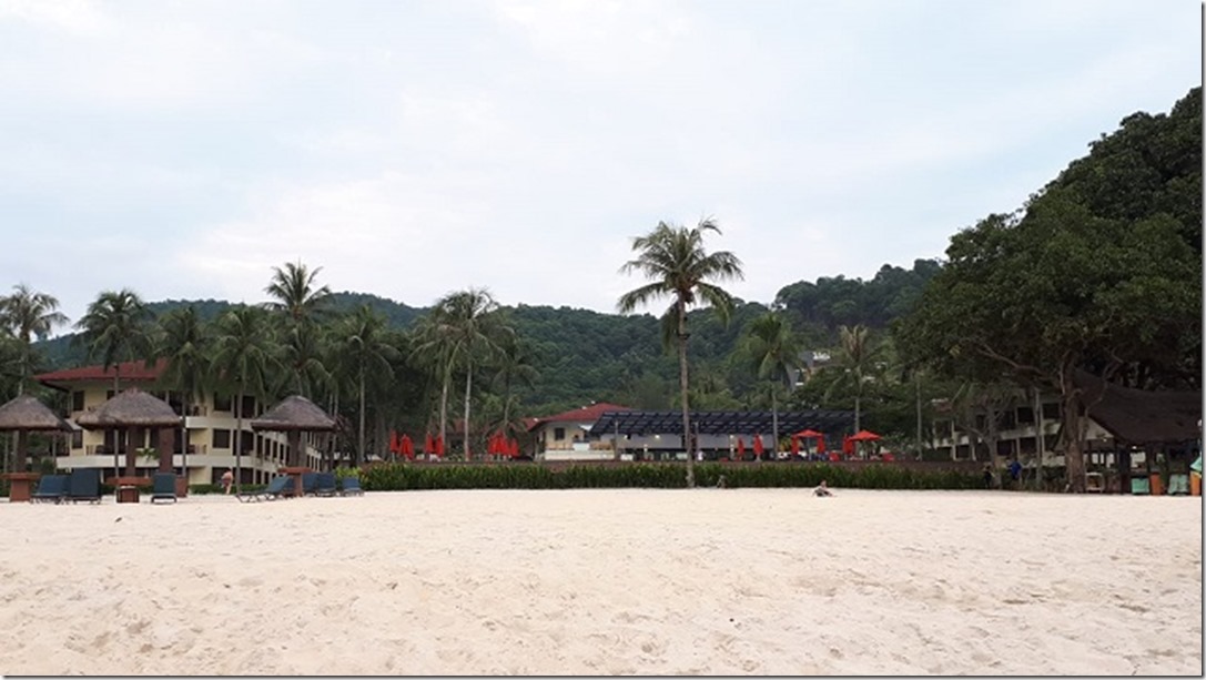 holiday villa beach and spa langkawi resort