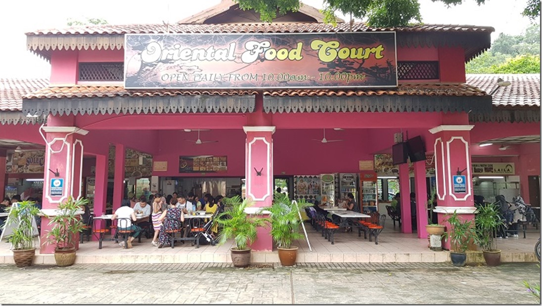 tweenz corner at oriental food court in oriental village langkawi